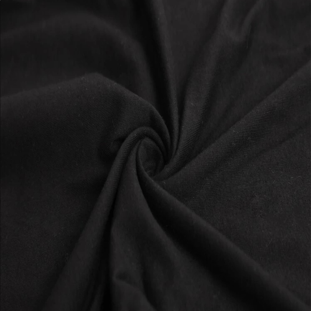 ❤️ 🆕 Love T-Shirt with a Heart - Picture 4 of 6